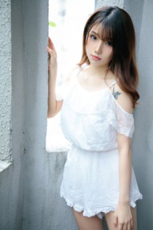 蜜桃少妇XXXXX猛叫_BD国语在线手机播放