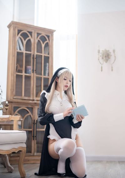 国产美女精品AⅤ在线语言_DVD手机免费观看完整