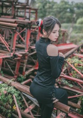 美痴女～美人上司小早川玲子_BD英语全集在线观看